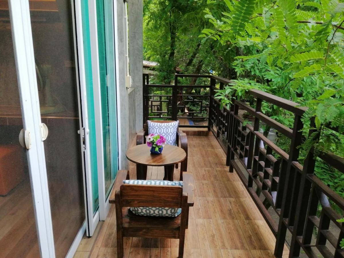 Loei Huen Hao Hug Home&Resort Экстерьер фото